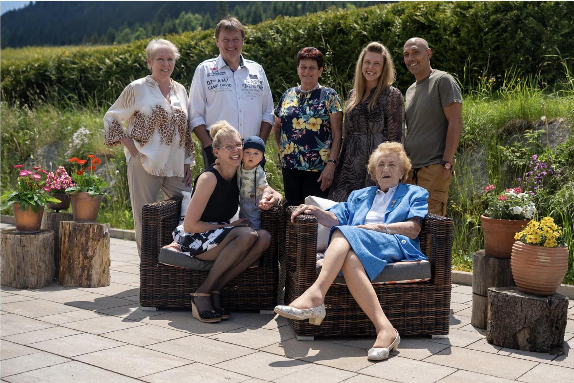 Landgasthof Schuster Nesselwangle Bagian luar foto